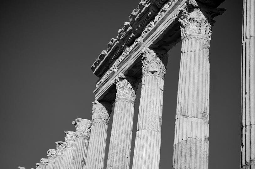 How to Capture Stunning Photos of Historical Landmarks