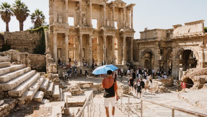 7 Mistakes to Avoid When Visiting Ancient Ruins
